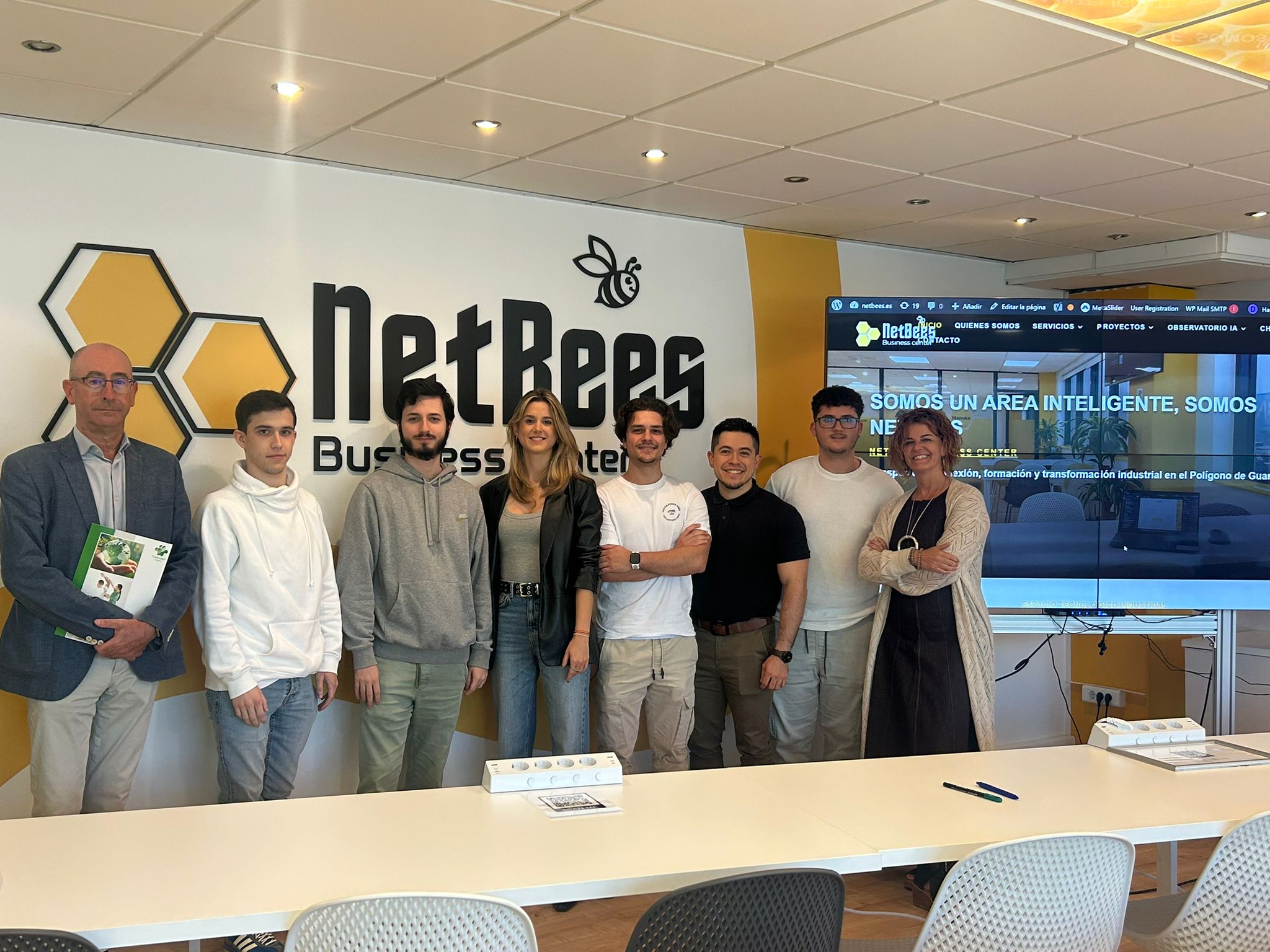 NetBees