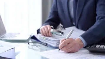 Autónomos y gastos: cómo separar lo deducible de lo que solo parece deducible